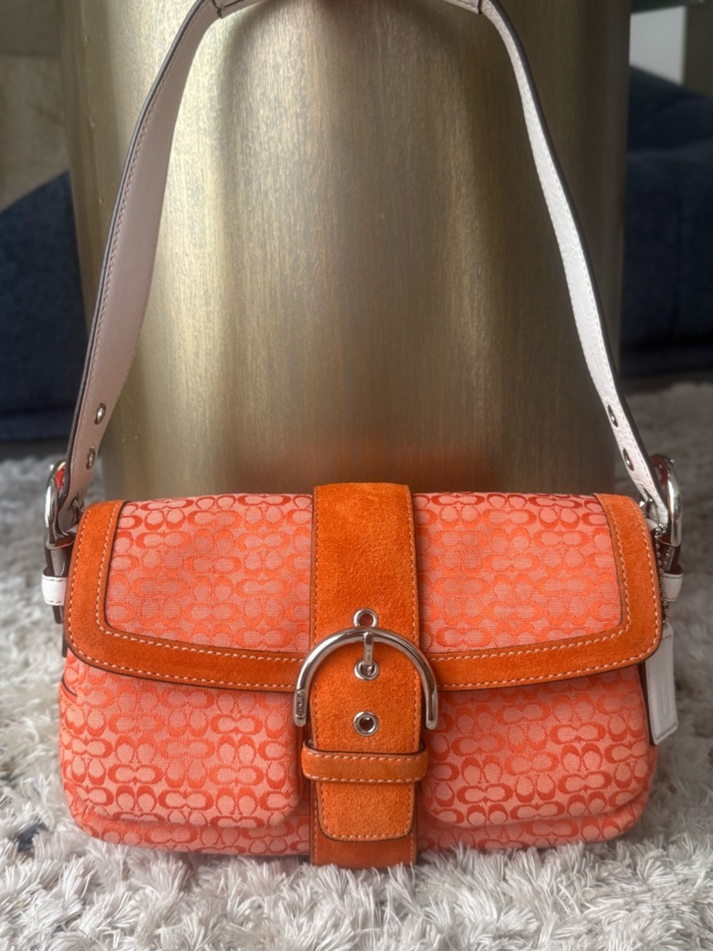 ‼️ON HOLD DON’T BUY‼️
COACH VINTAGE 2005 ORANGE SIGNATURE MINI SOHO